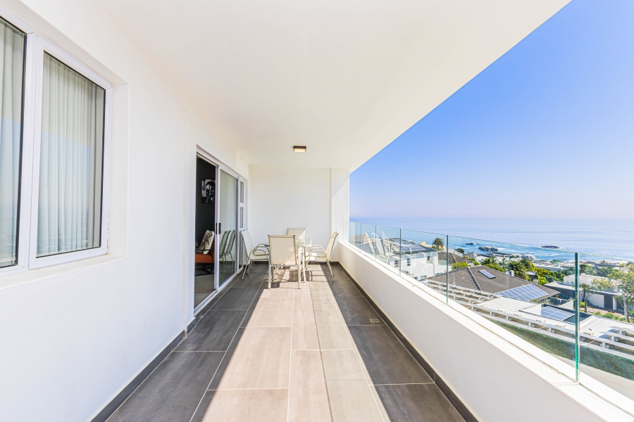 To Let 2 Bedroom Property for Rent in Camps Bay Western Cape